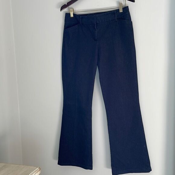 7th Avenue New York‎ & Co. Design Studio Jeans. Size 4 Regular - Picture 1 of 6